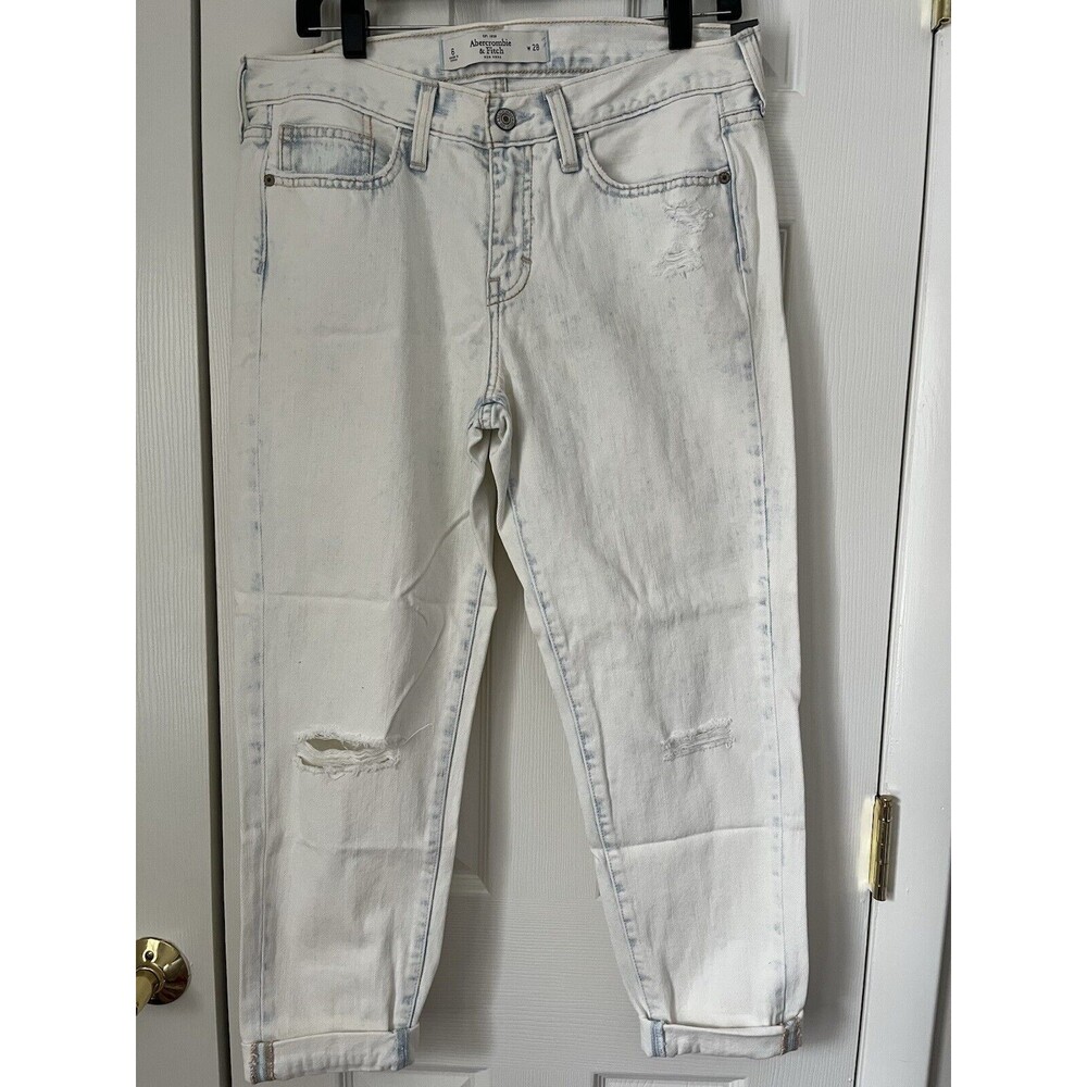 NWT Abercrombie & Fit Easy Fit Boyfriend Acid Wash Distressed Jeans Women 6